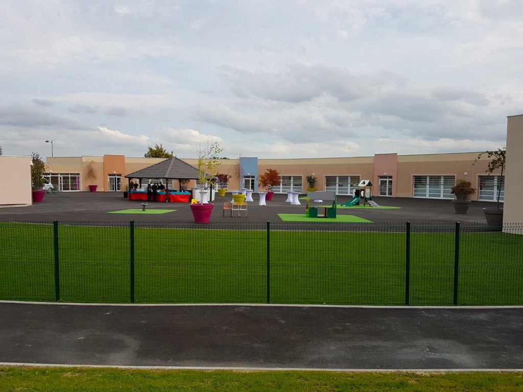 Extension d'une école primaire à Arnouville